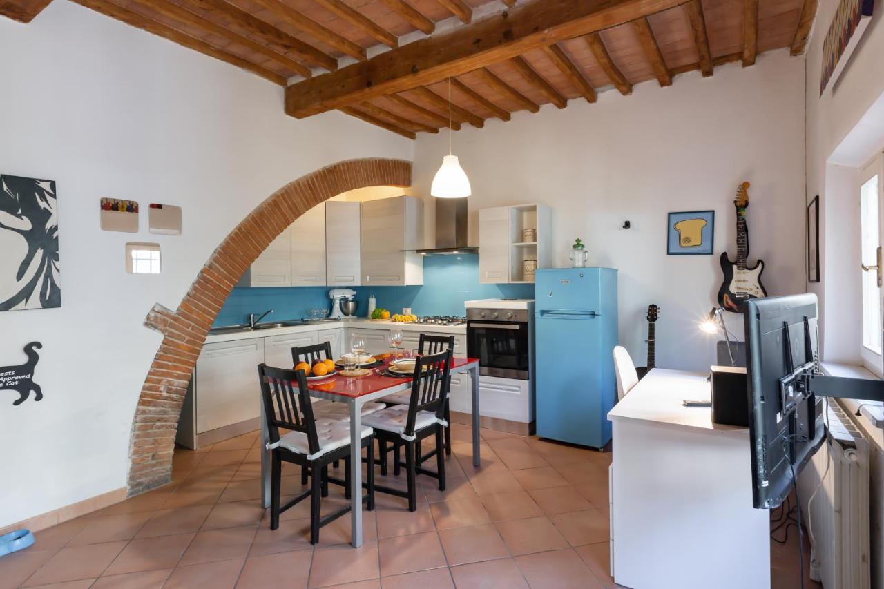 Cisanello Rock Apartment With Patio And Barbecue Pisa Luaran gambar